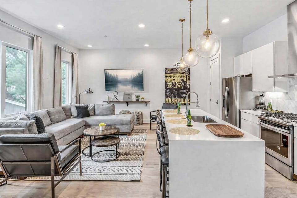 Bright, free-flowing Level 2 layout linking kitchen and living area.