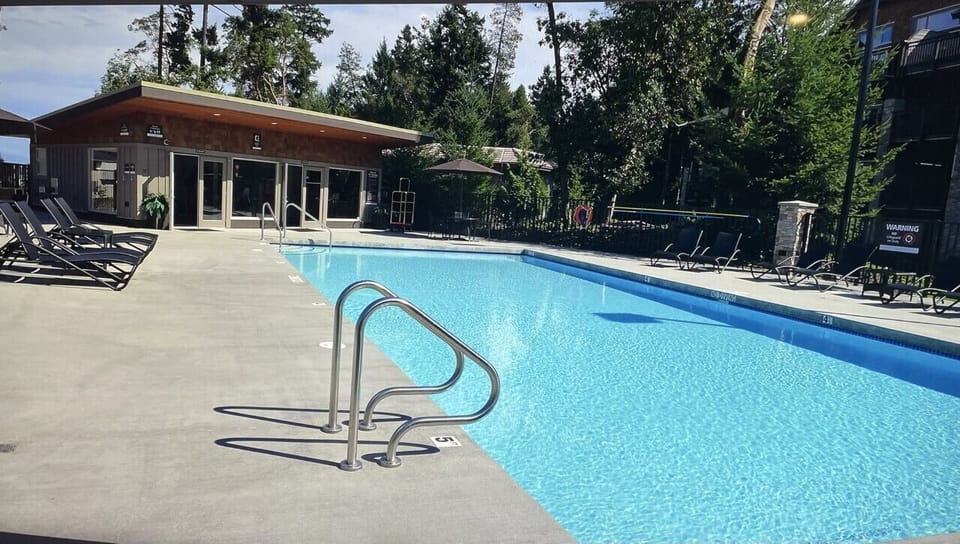 communal outdoor pool.  Open April- October.