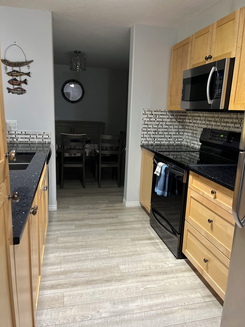 Walk thru kitchen