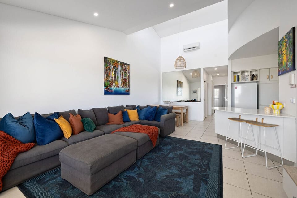 Lounge room with unobstructed beach views