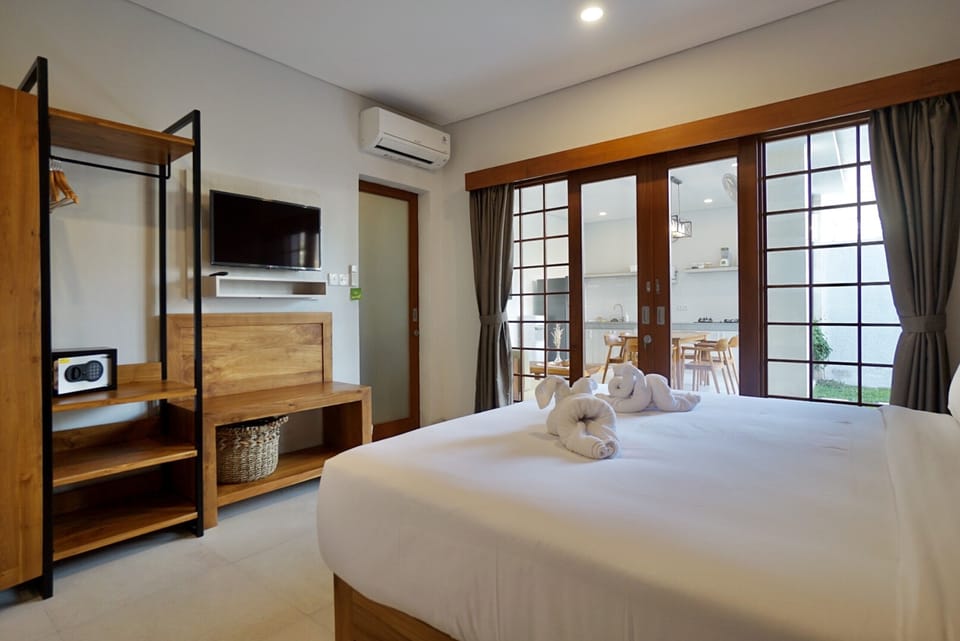 Villa, 3 Bedrooms, Private Pool | In-room safe, desk, free WiFi, bed sheets