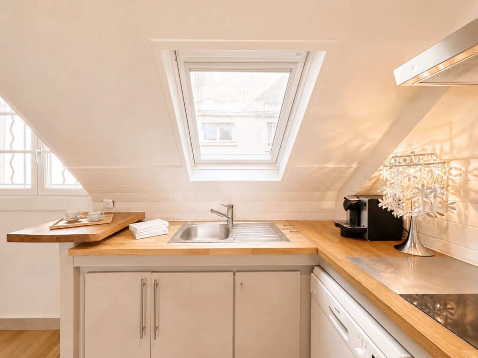 A kitchen full of character, where tradition and modernity come together
