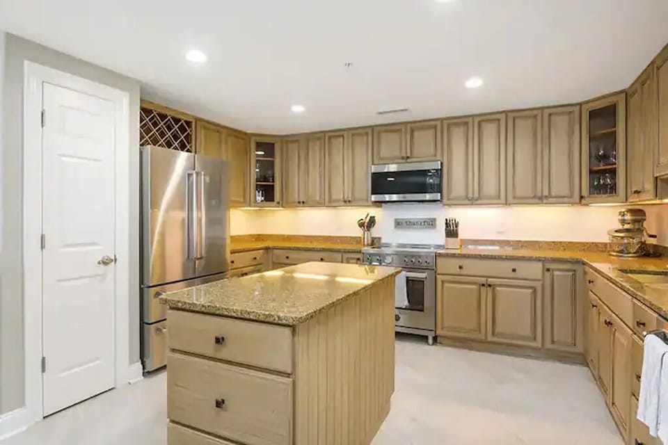 Kitchen (3)