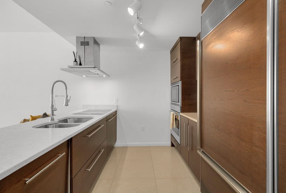 Fully-equipped kitchen that has everything you need!