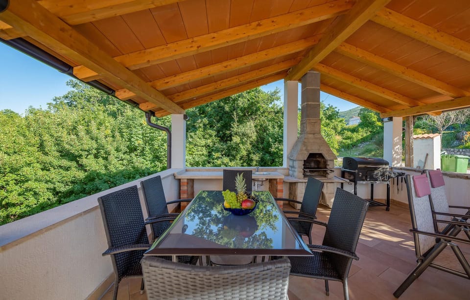 balcony-terrace