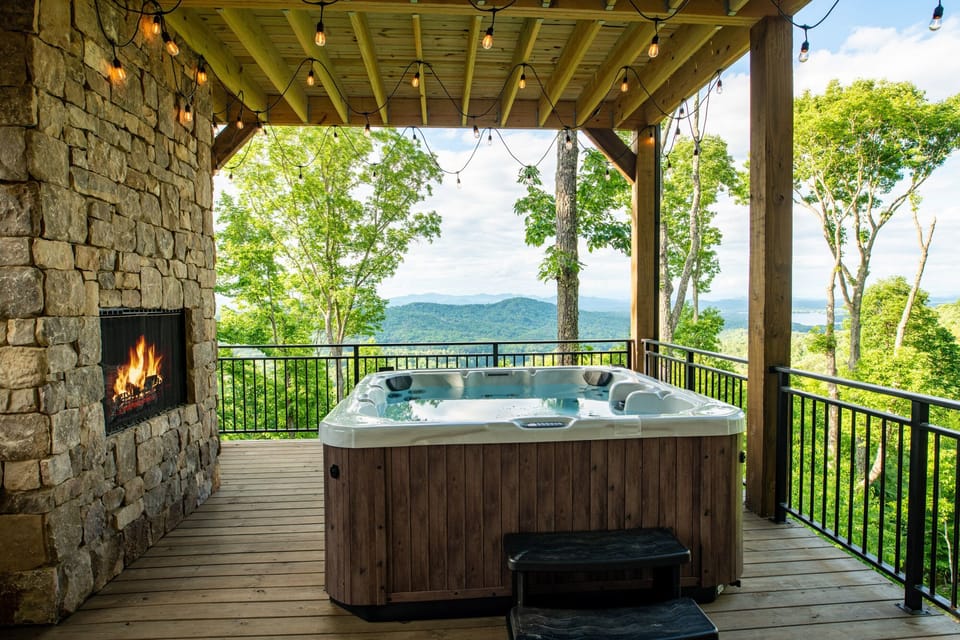 Hot Tub with Gas Log Fireplace and Amazing View