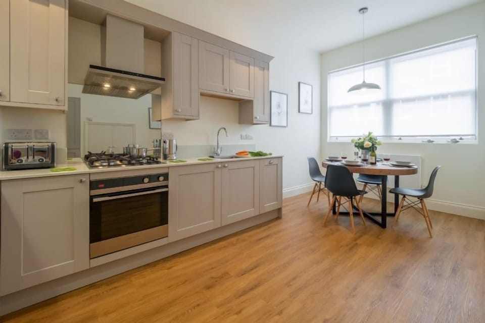 Ground floor: Kitchen/ dining area