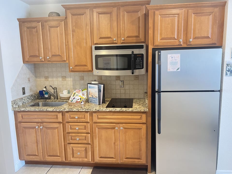 ~ Kitchen.
