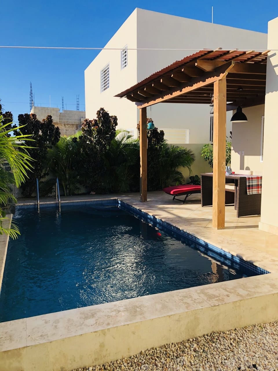 Gazebo with a private pool 