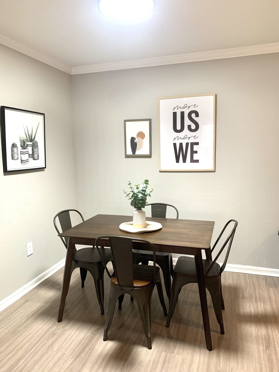 Dining Table for 4 people