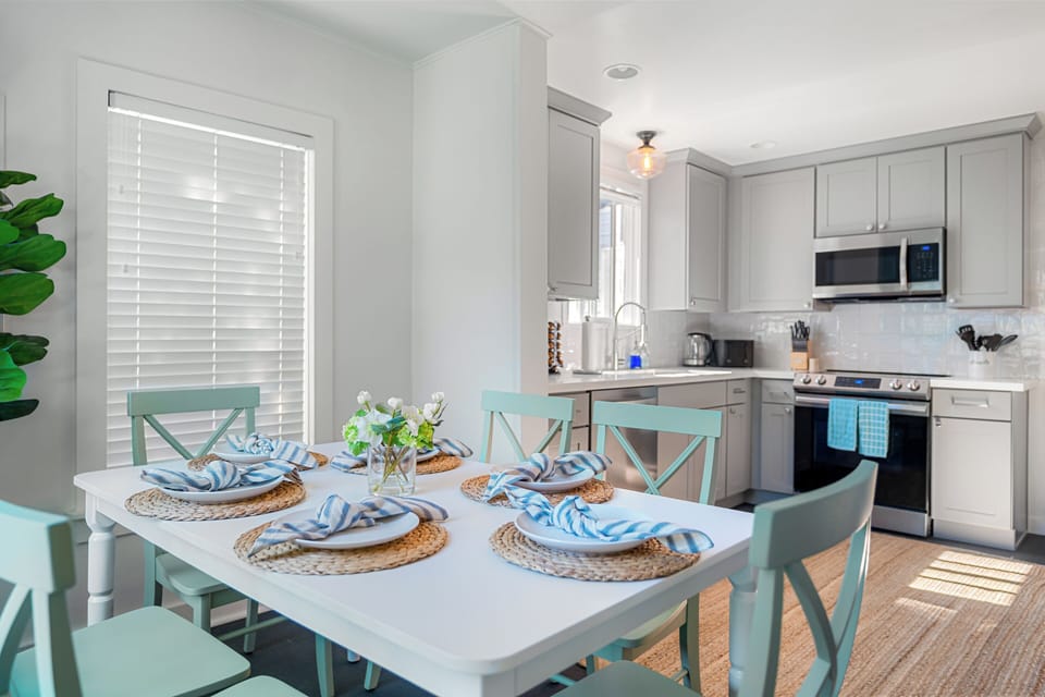 Beautifully design dining experience for adults & kids!
