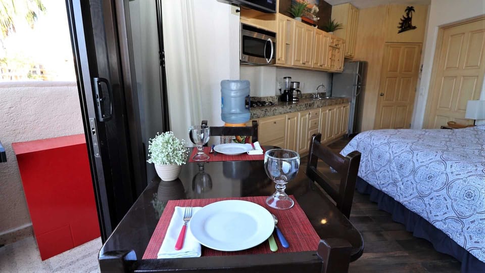 Dining / work table