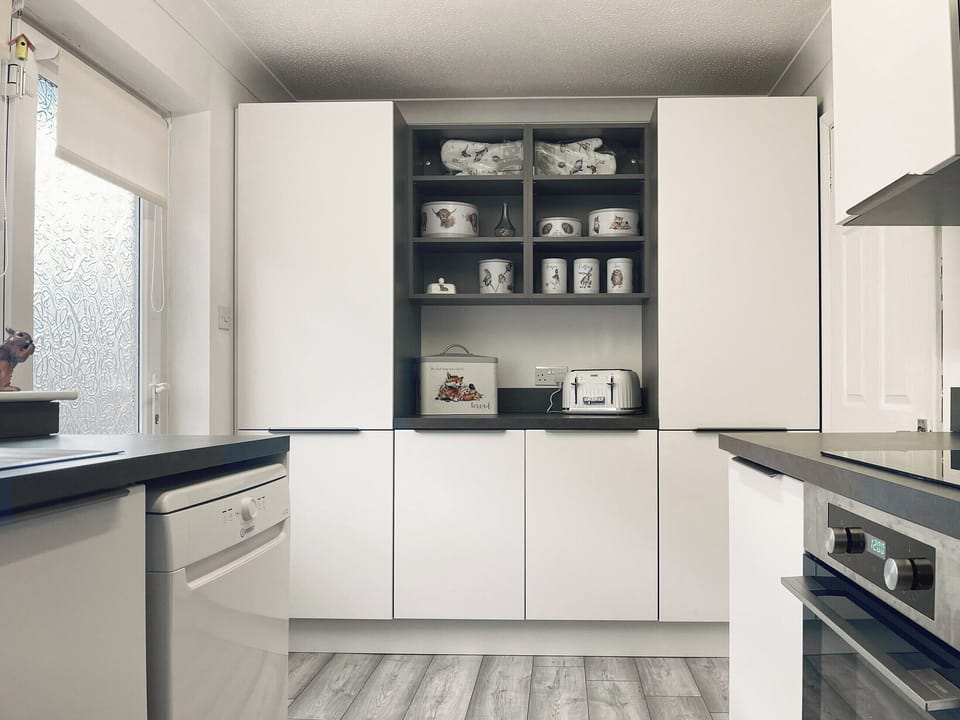 Kitchen | Rest-A-While, Freshwater