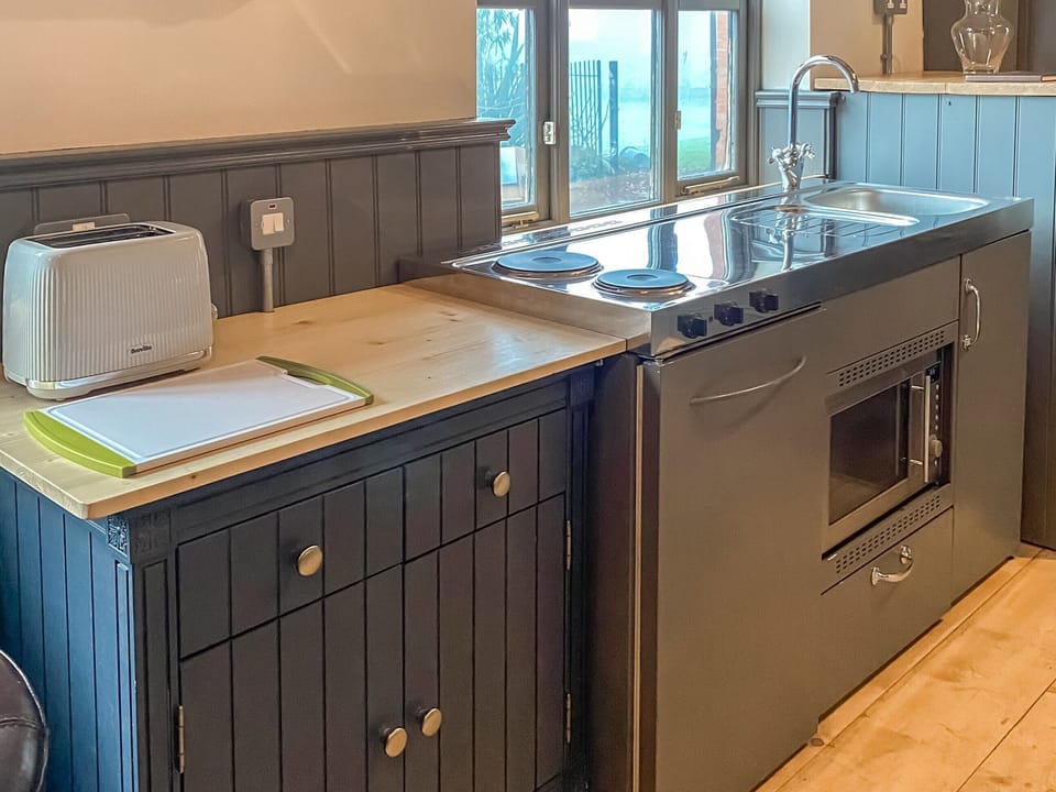 Kitchen area | Southfield Workshop - Southfield, Braunston, near Daventry