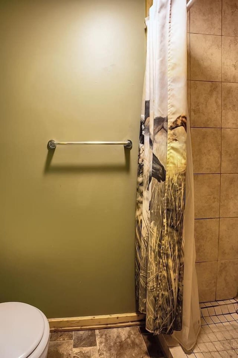Catfish Bathroom