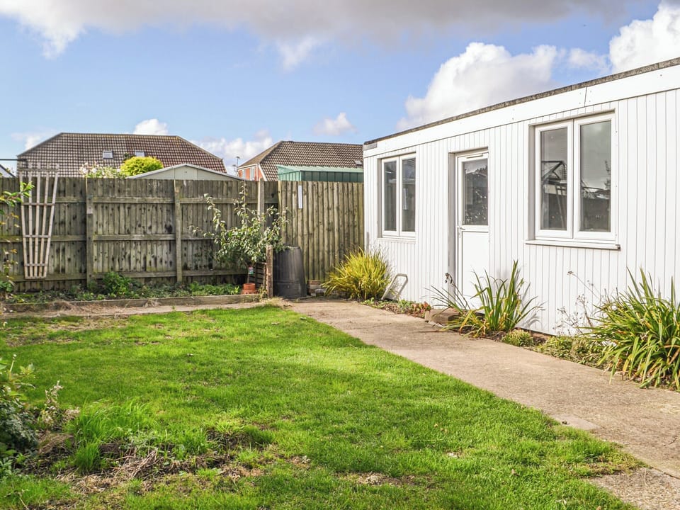 Garden | Joe&rsquo;s Place, Mablethorpe