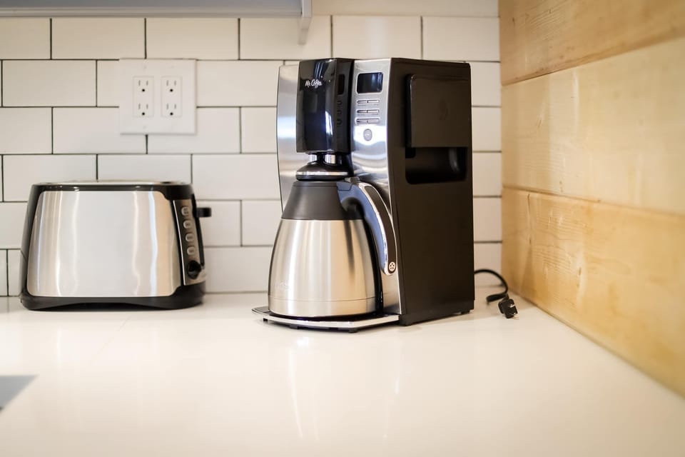 House, Multiple Beds, Balcony, Mountain View (Amachen Cabin) | Coffee and/or coffee maker