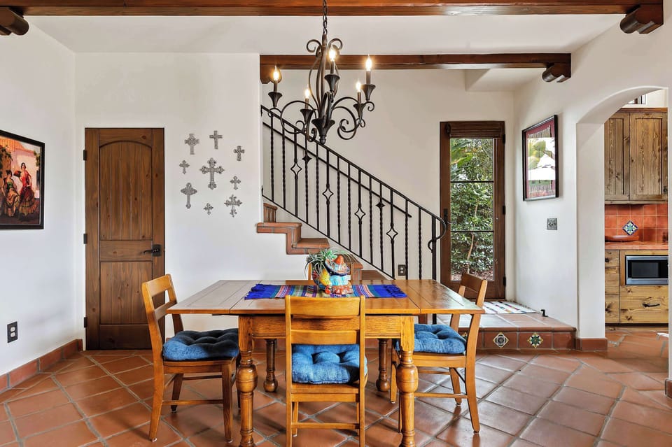 House, Multiple Beds, Patio, Partial Ocean View (Casa de Lujo) | Dining