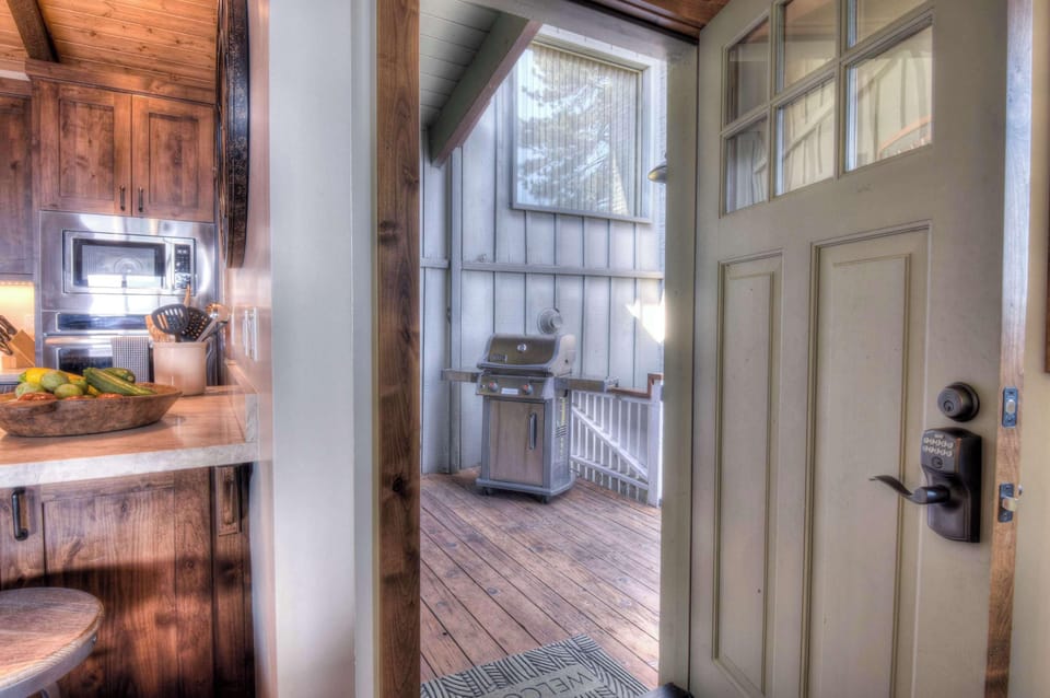 Townhome, Multiple Beds, Patio, Mountain View (Waters Edge Jewel 33) | Interior