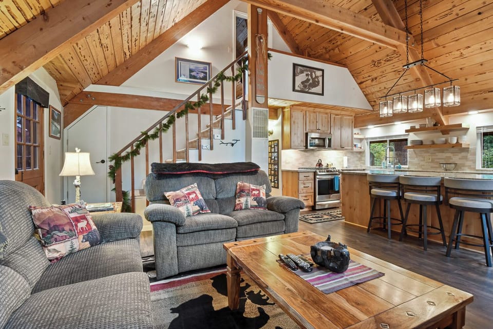 House, Multiple Beds, Patio, Mountain View (West Shore Haven) | Living area | 42-inch flat-screen TV with digital channels, fireplace
