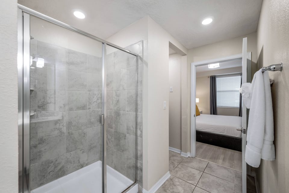 Private bathroom in king suite