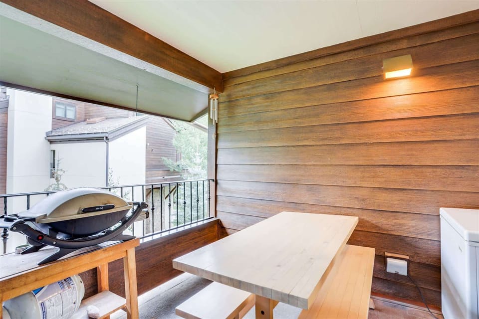 Balcony of the Living Room, Grill and seating for 4