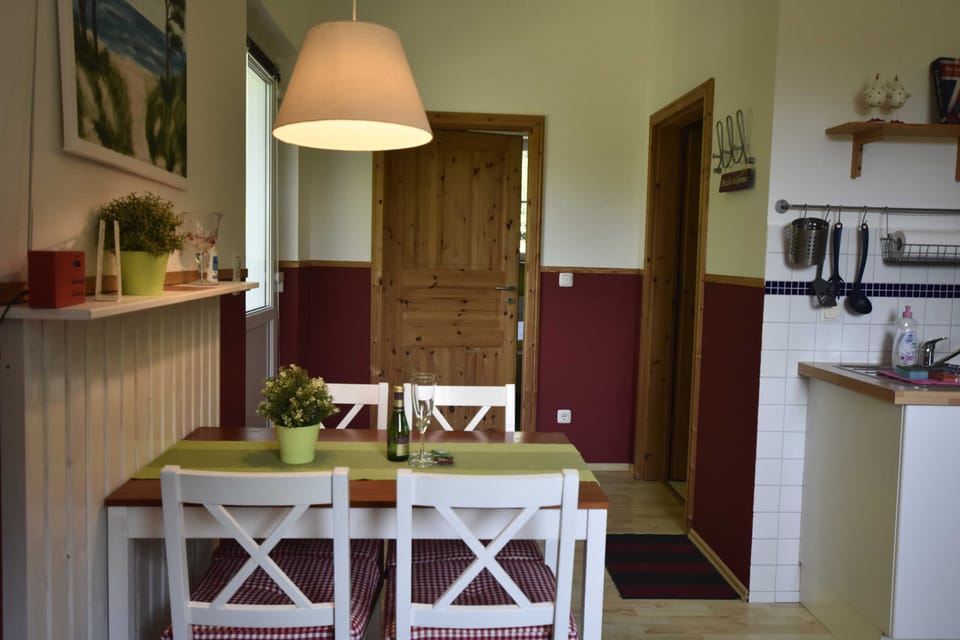 Vacation apartment upstairs in the red house on the Baltic Sea cycle path OVS 103 - 2-room vacation apartment Apartment in Mecklenburg-Vorpommern, Germany