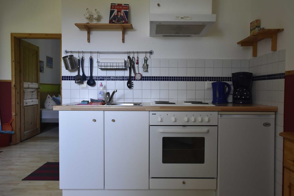 Vacation apartment upstairs in the red house on the Baltic Sea cycle path OVS 103 - 2-room vacation apartment Apartment in Mecklenburg-Vorpommern, Germany