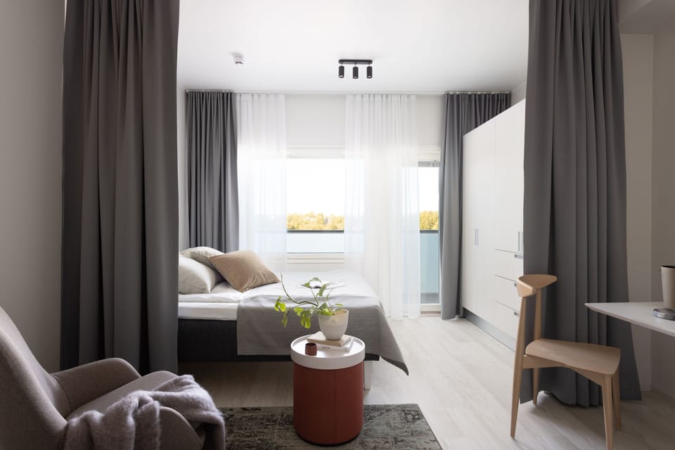 Desk, blackout drapes, iron/ironing board, free WiFi