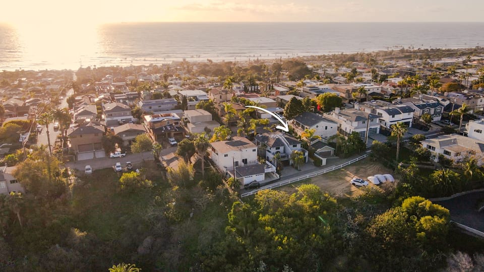 Nestled in a quiet neighborhood with the  beach and town just a short walk.