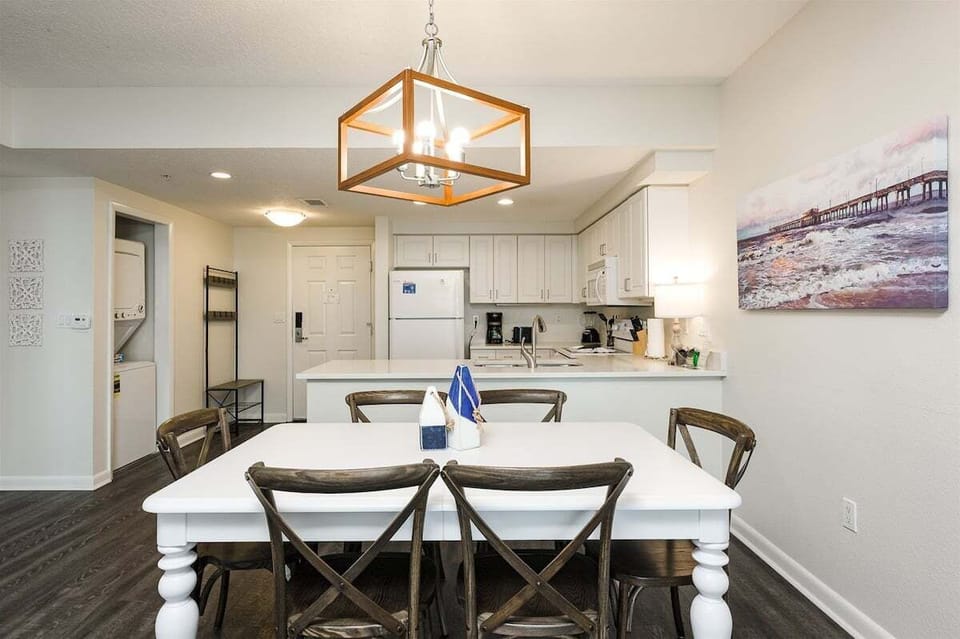 Dining area with plenty of seating