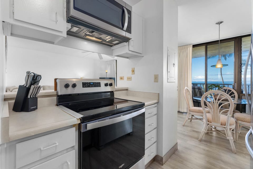 Condo (1 Bedroom) | Property amenity