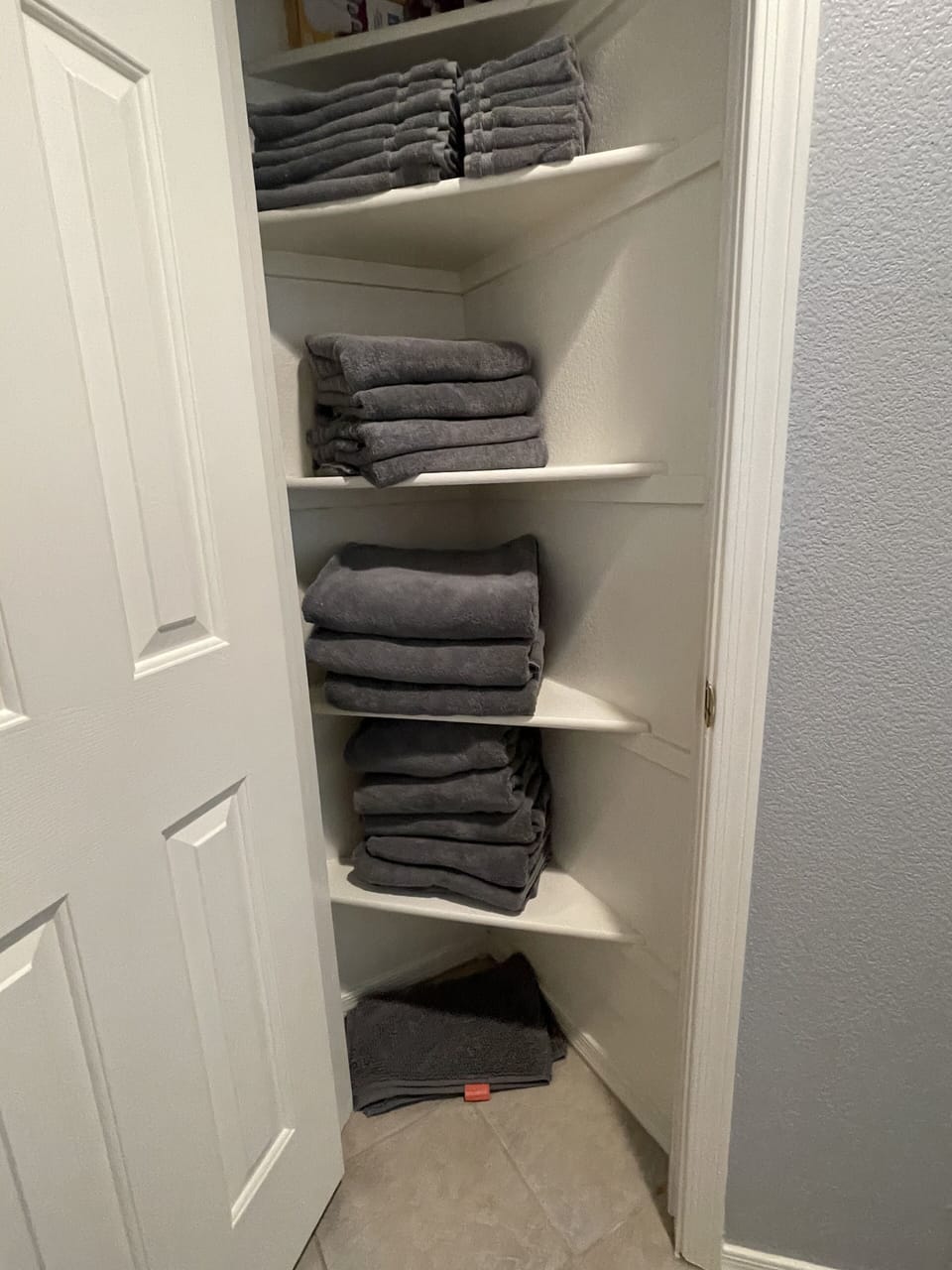Guest Closet W/Extra towels and linens