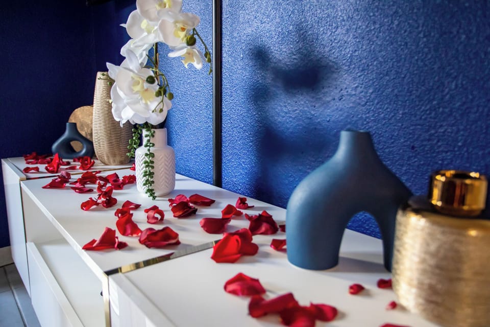 Romantic Apartment | Living area | 140-cm Smart TV with cable channels, TV, Netflix