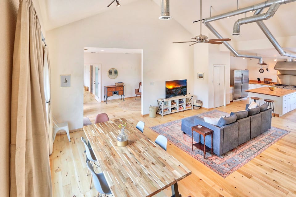 Industrial touches with cozy atmosphere