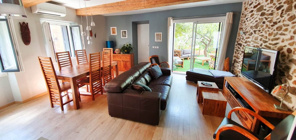 Living room (1)