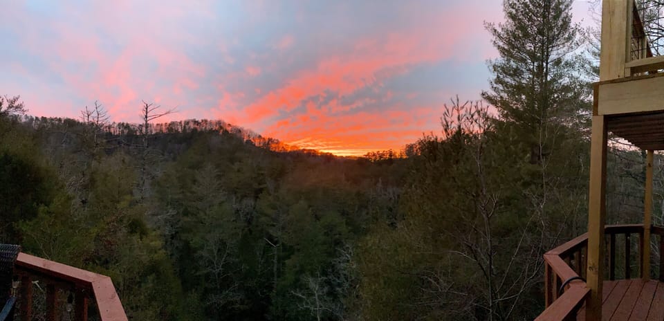 Back patio faces southwest, beautiful sunsets at night!