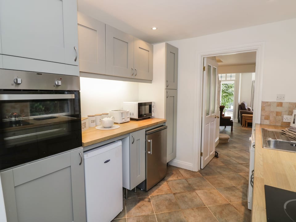 Cottage | Interior