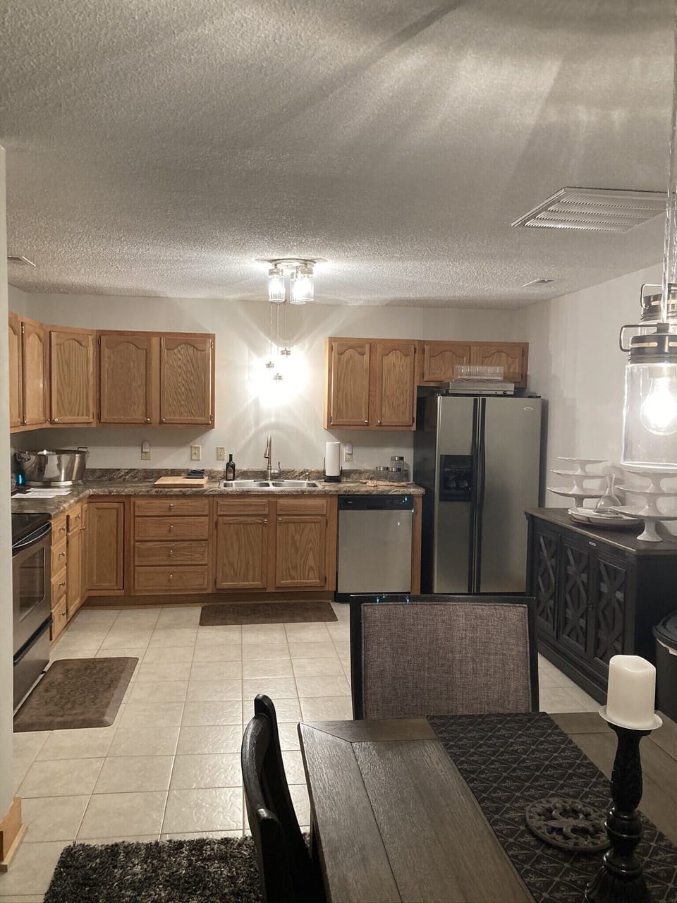 Full Kitchen 