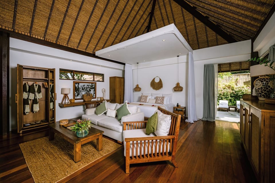 Ocean Private Pool Villa | Premium bedding, minibar, in-room safe, cribs (free)