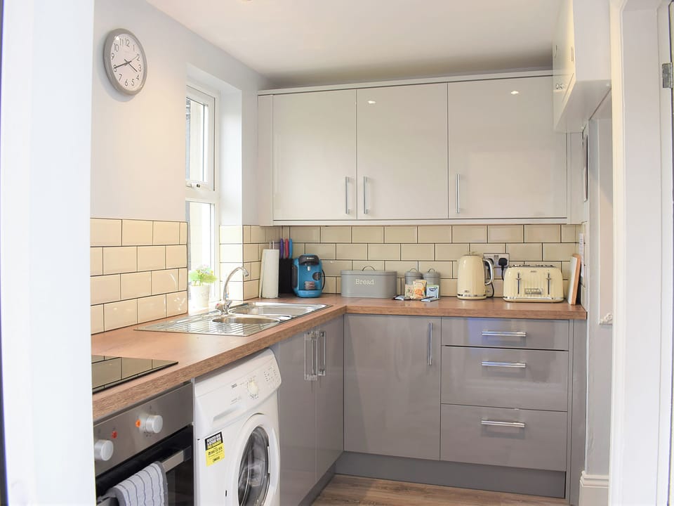Kitchen | Seahouses Cottage, North Sunderland Seahouses