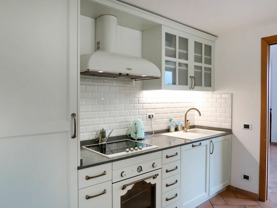 Tap, Cabinetry, Sink, Kitchen Sink, Building, Countertop, Furniture, Plumbing Fixture, Picture Frame, Drawer