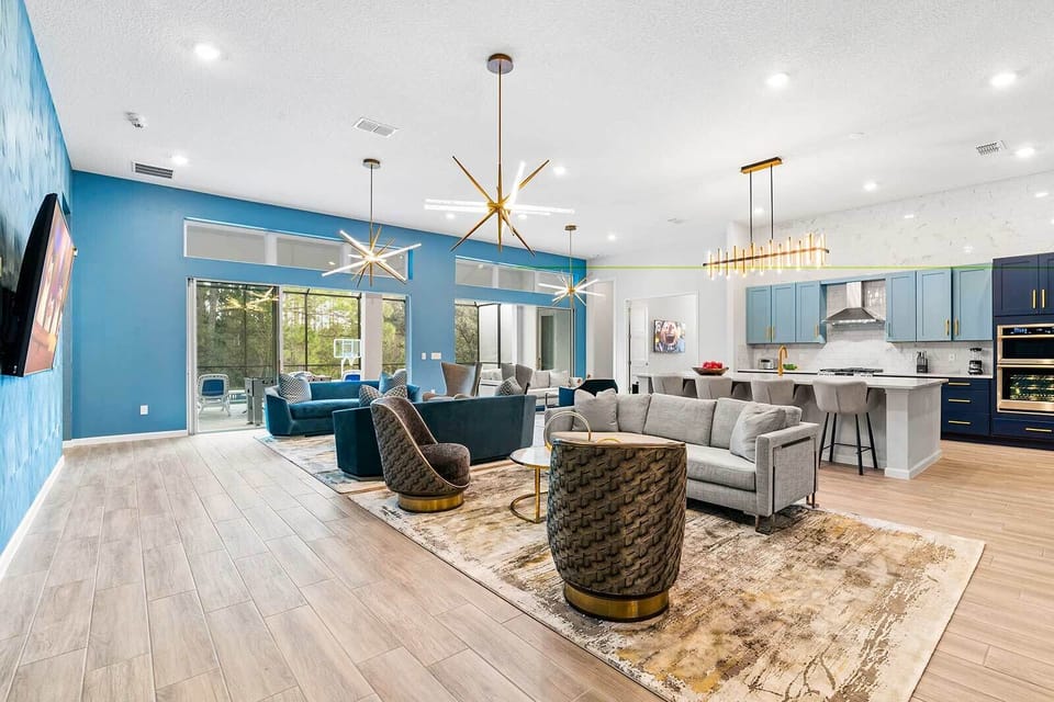 Living Room *Highlight*