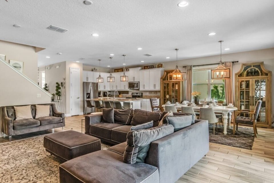 7683Fairfax(2)