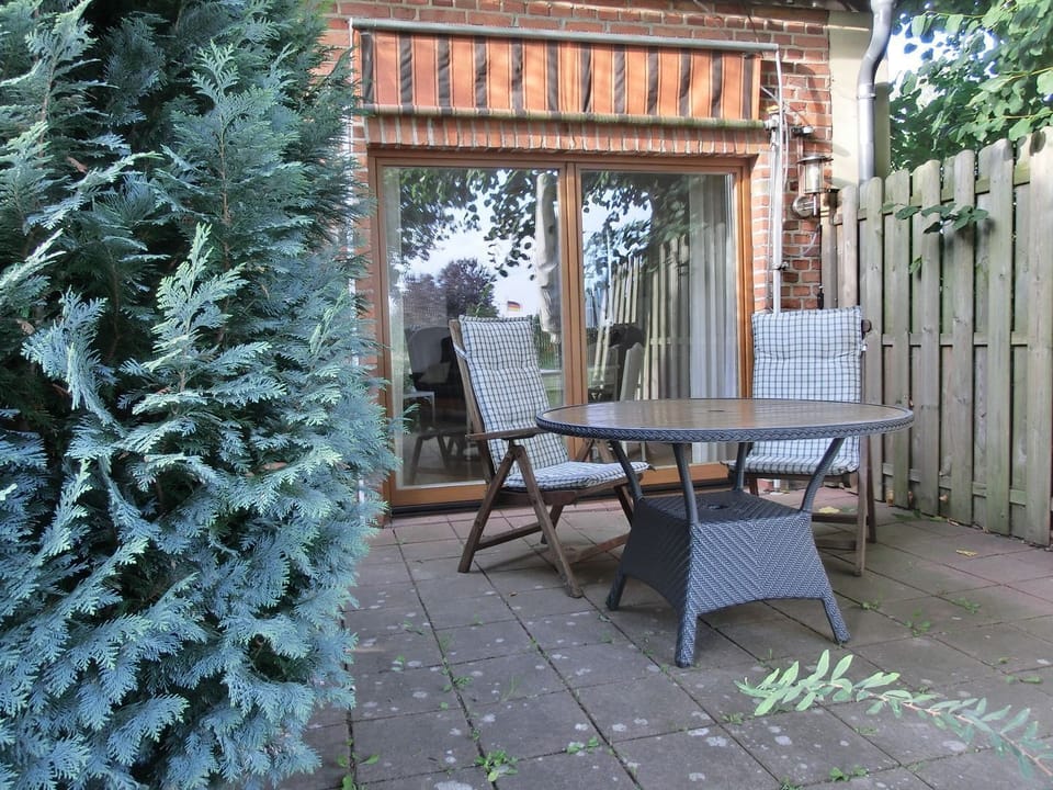Apartment NH6 - Apartment with 2 sep. Bedrooms for 4 persons opposite the Apartment in Mecklenburg-Vorpommern, Germany