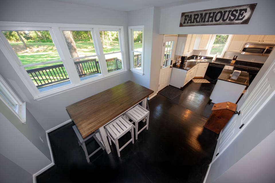 Breakfast Nook Area