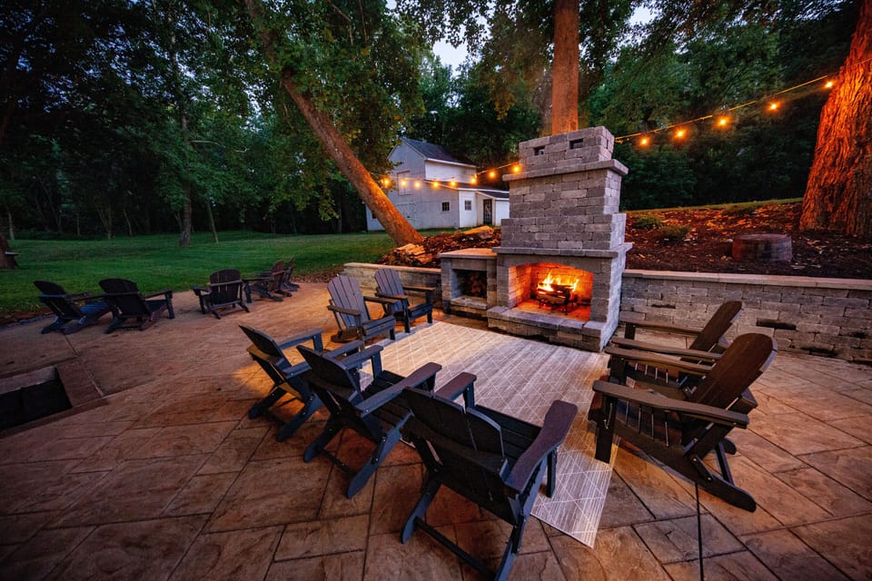 Outdoor fire place and patio