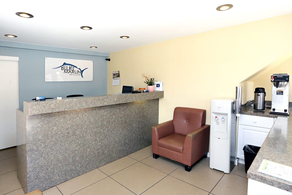 Check-in/check-out kiosk