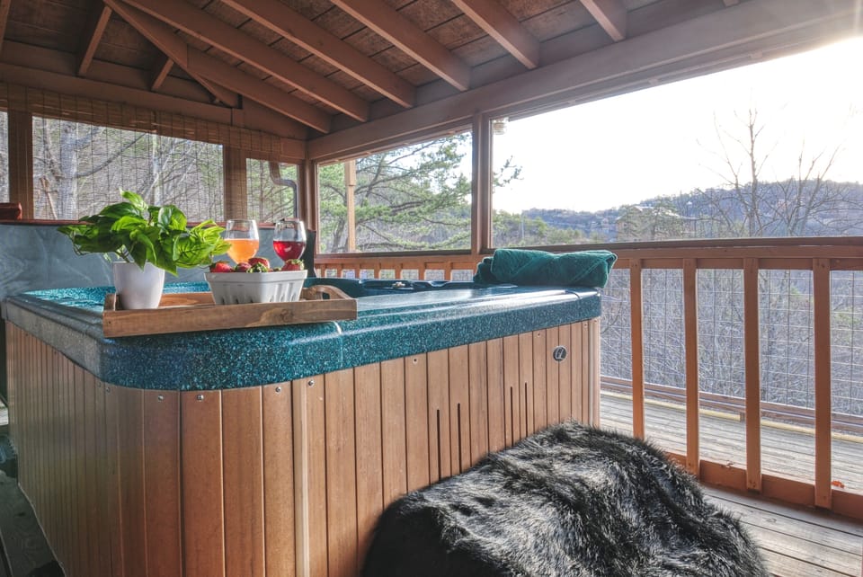 Indoor spa tub