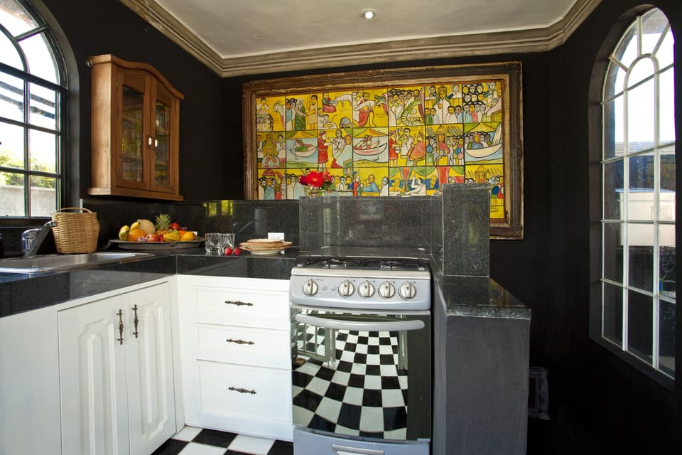 Fridge, microwave